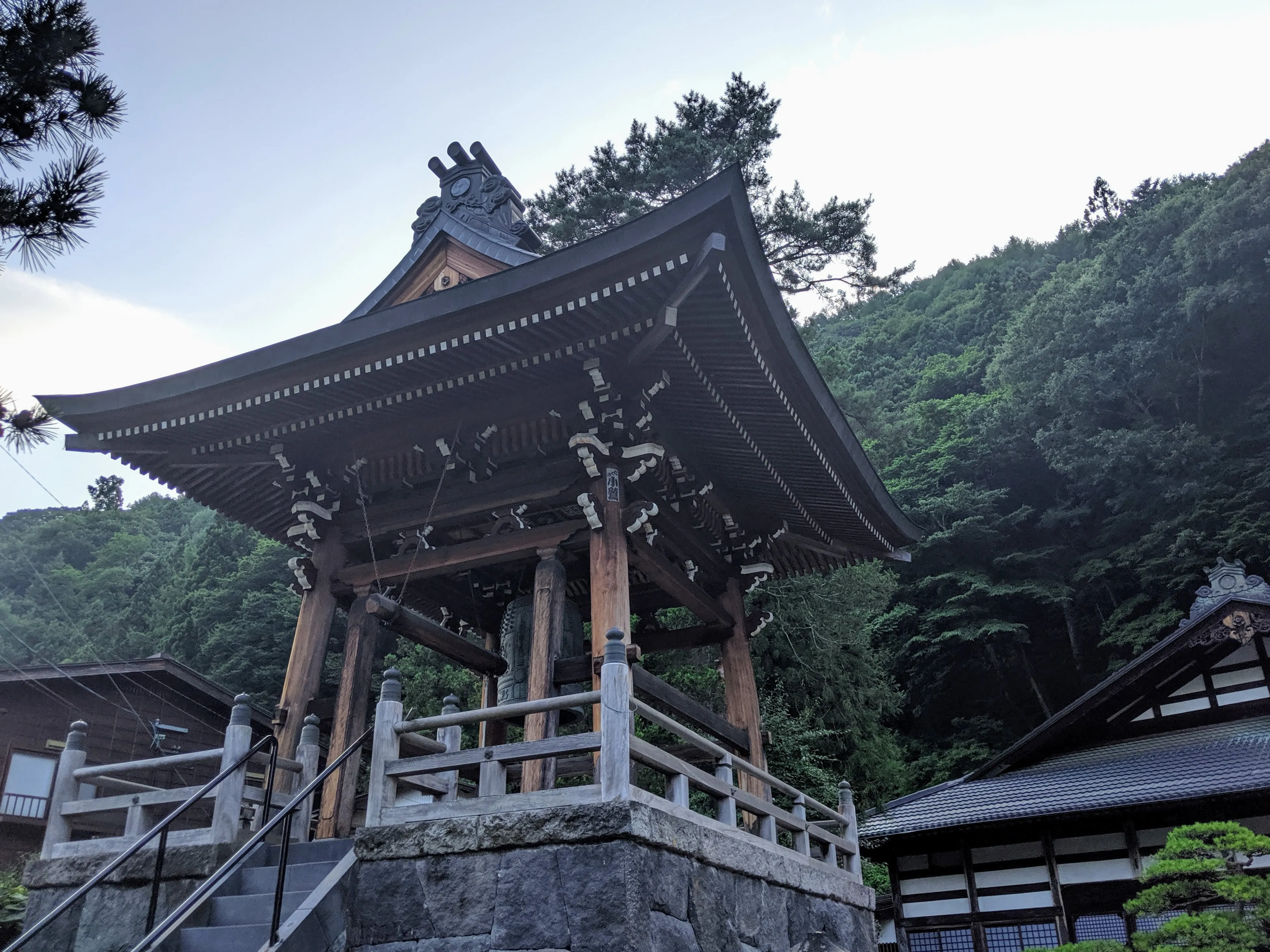 bell.CT3jx9Mr.jpg
