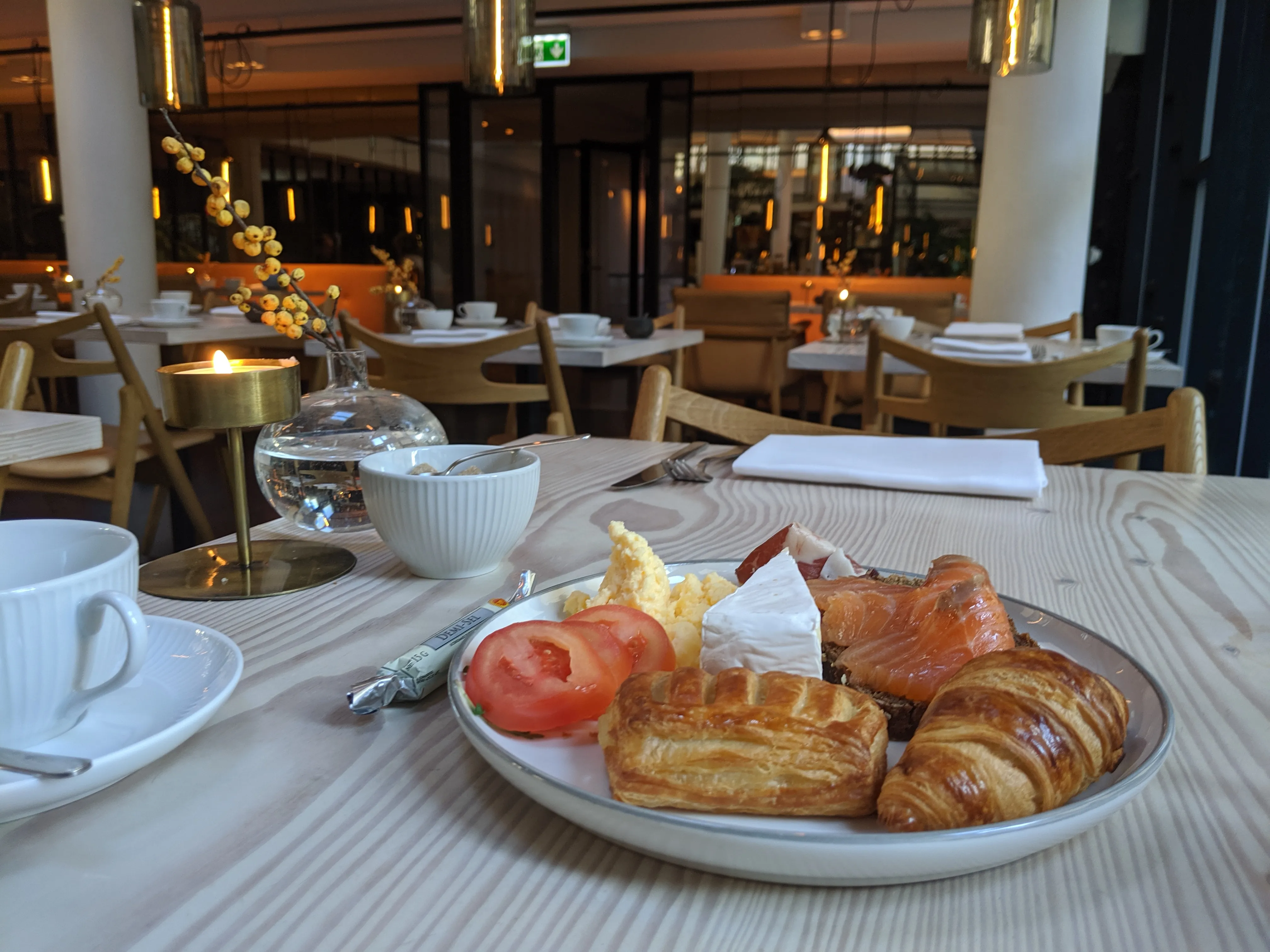 breakfast.6OmHGjnq.jpg