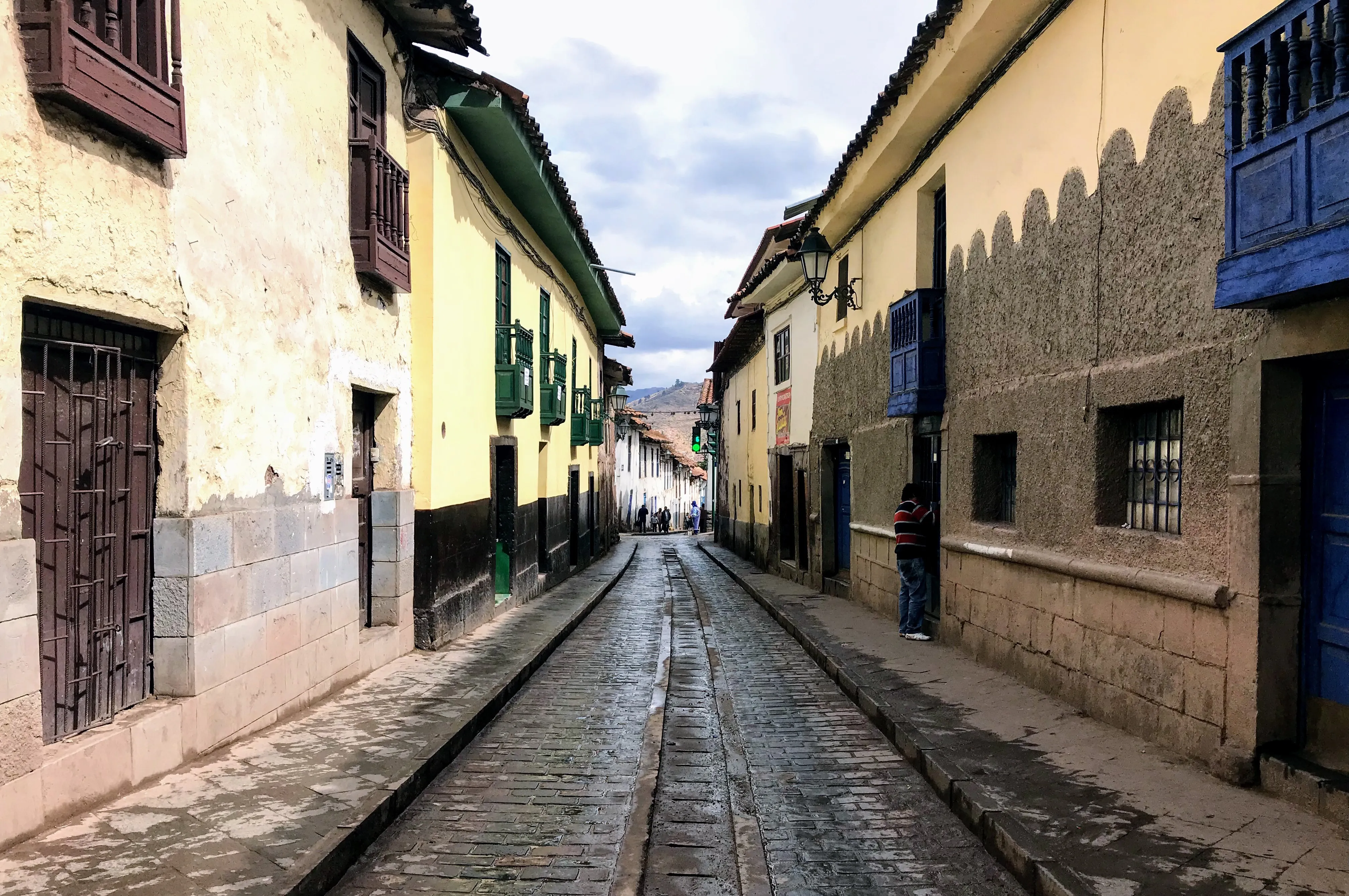 cusco street.BhIu61KQ.jpg