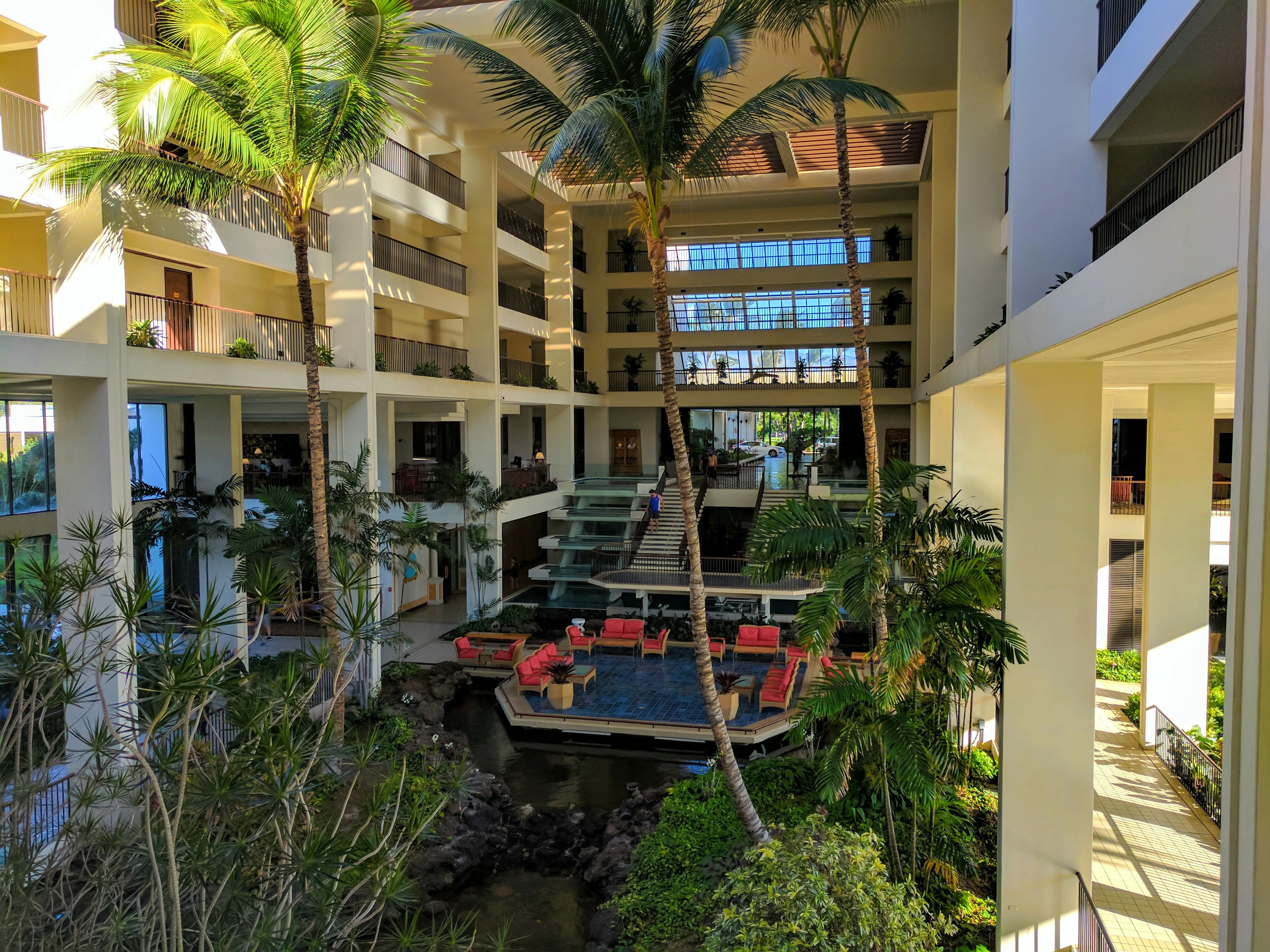 hotel interior.0a_pEX3j.jpg