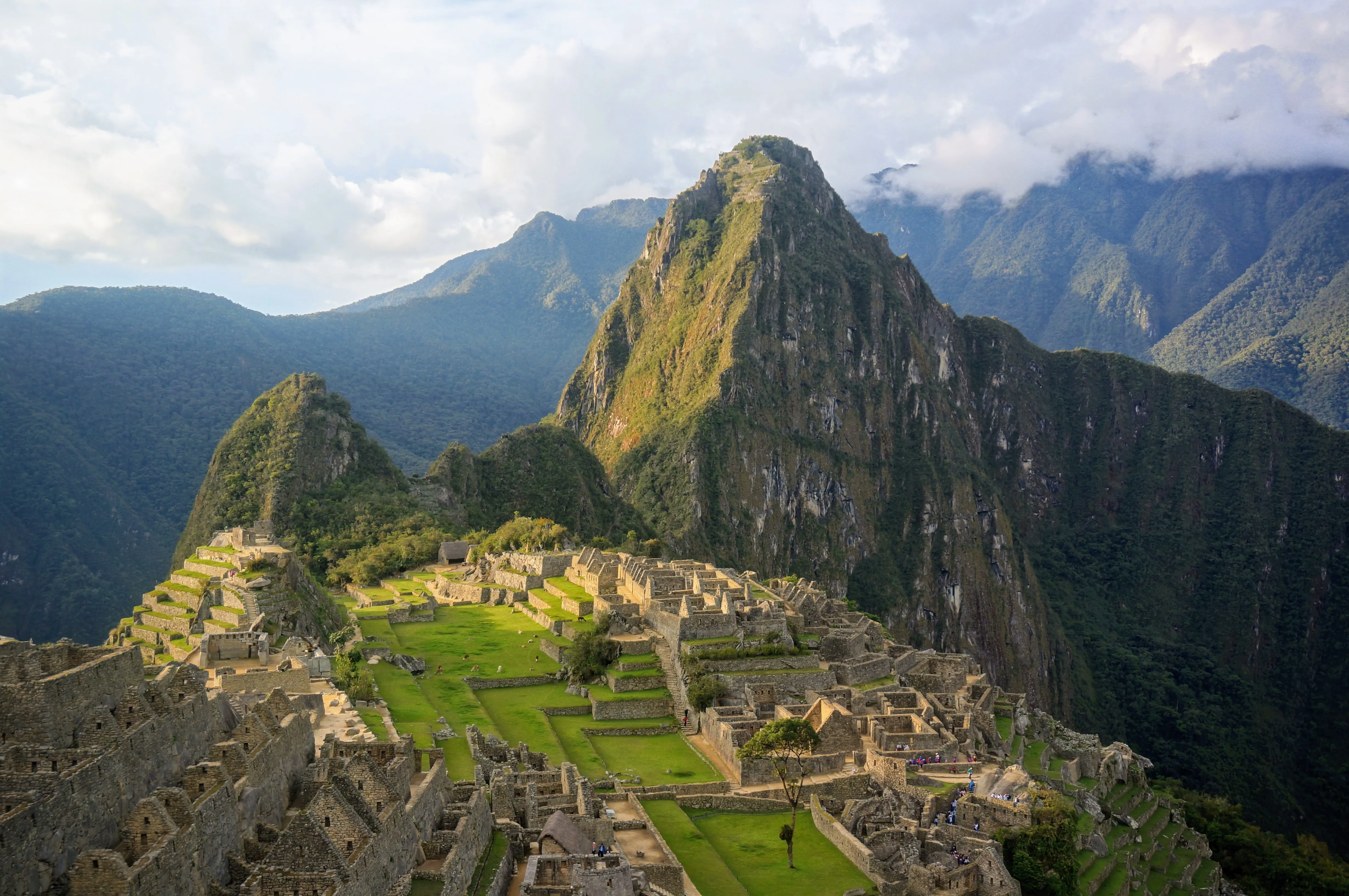 machu picchu classic.BTgM74Zg.jpg