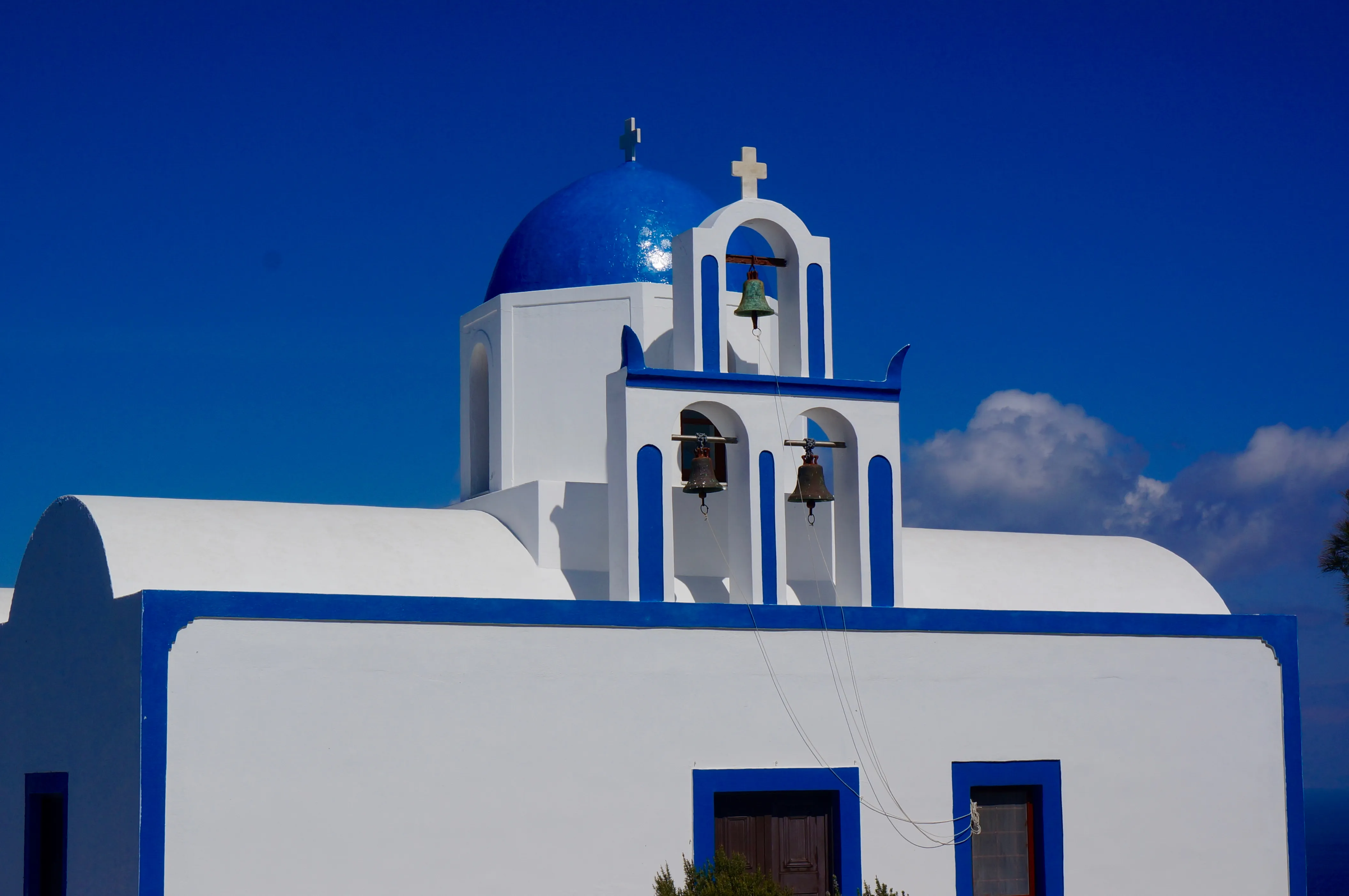 santorini church.6VqTizDG.jpg