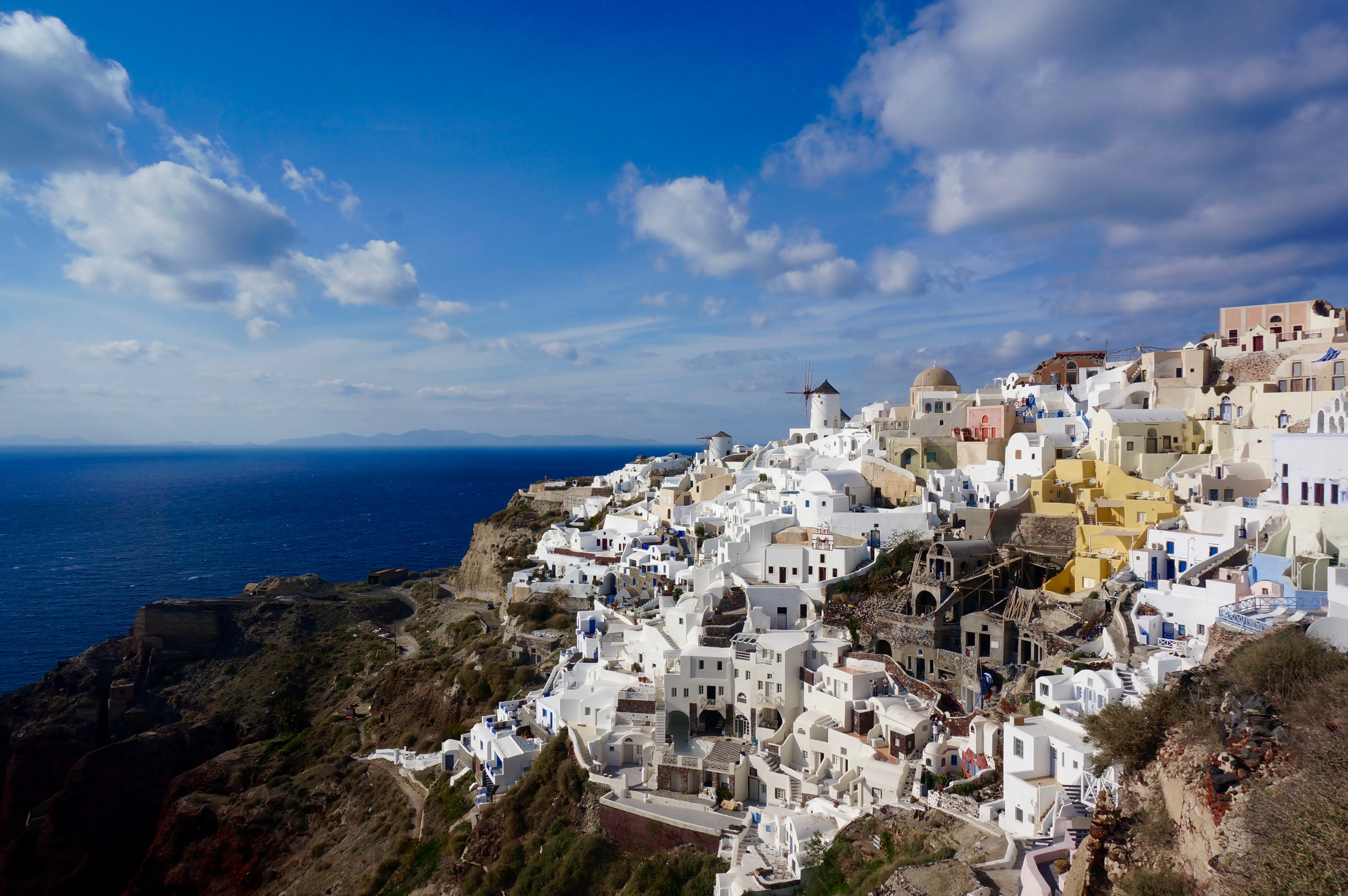 santorini cliff.C0_OqGYs.jpg