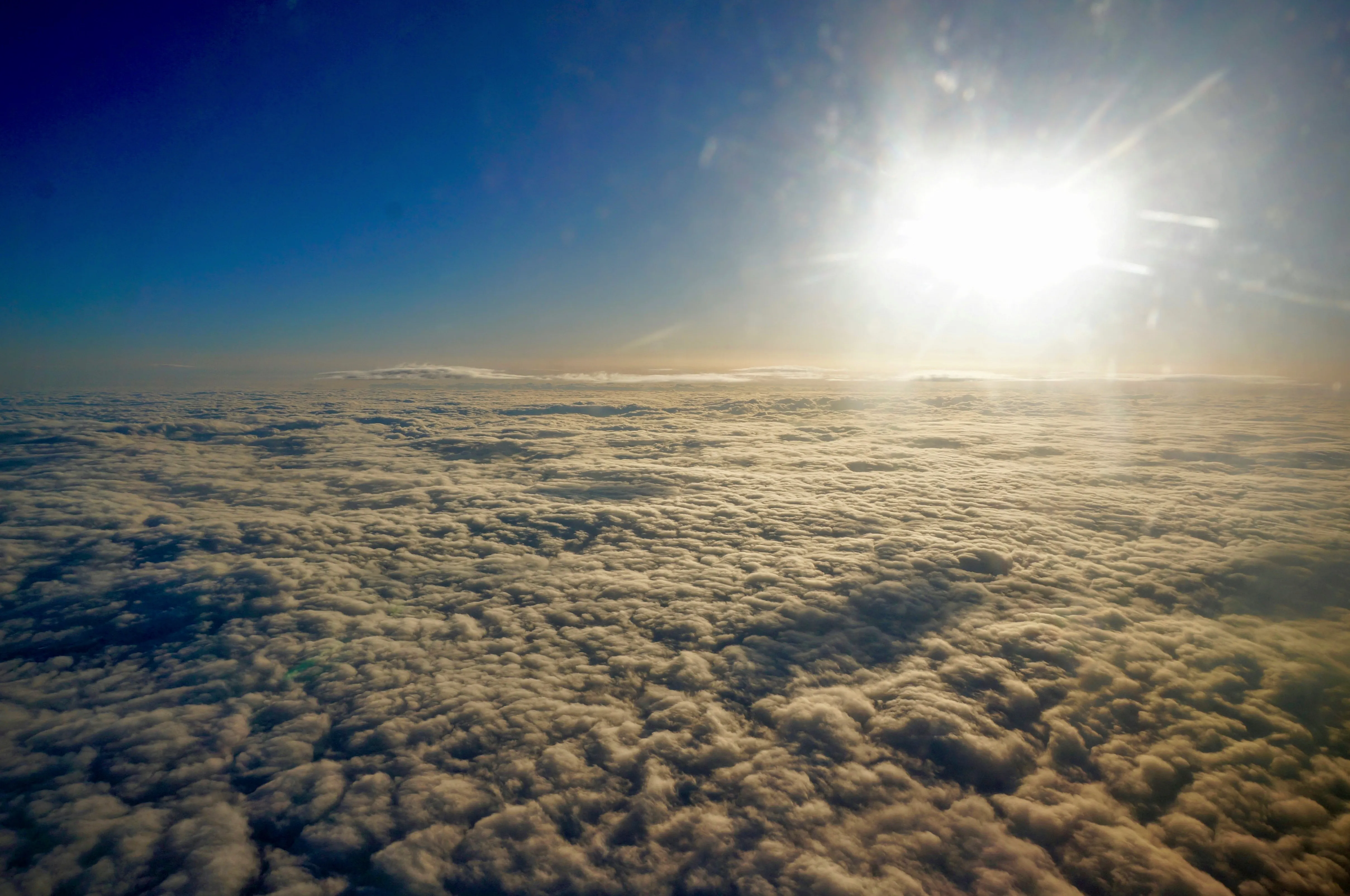 santorini plane.DBQHOMn5.jpg