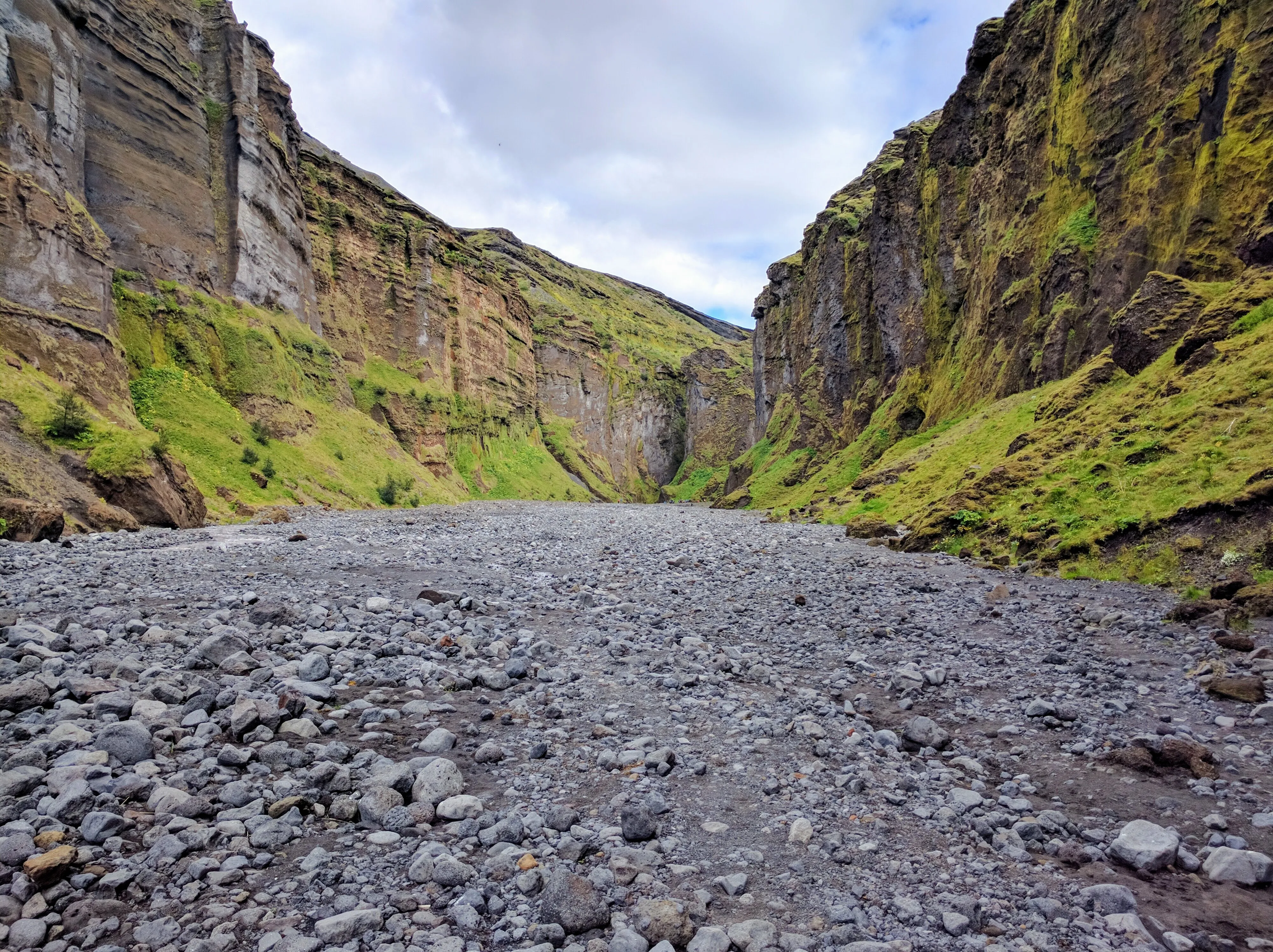 south thorsmork canyon.CLInXQwr.jpg