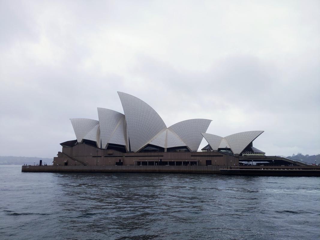 Opera house profile