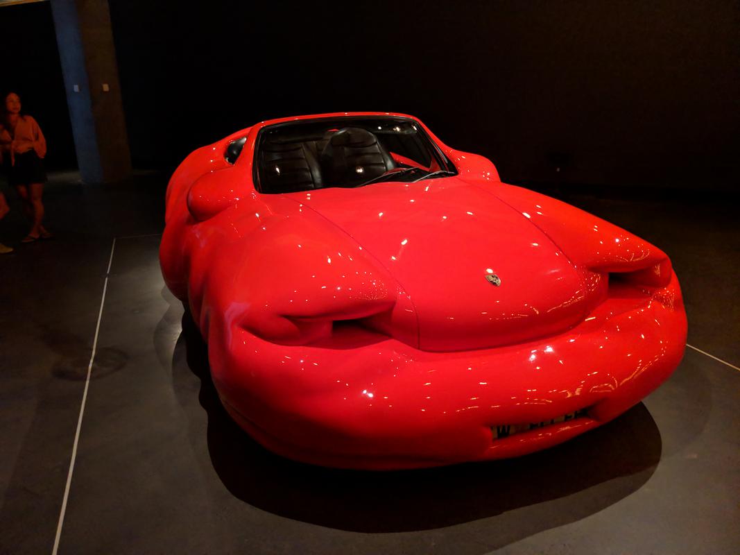 Mona ferrari